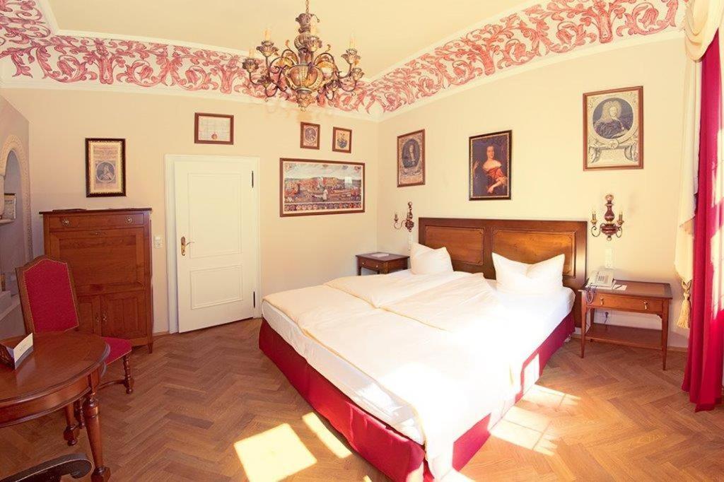 Trip Inn Hotel Der Adelshof 슈바비슈할 외부 사진
