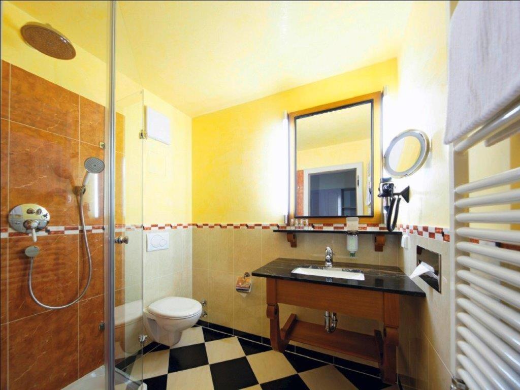 Trip Inn Hotel Der Adelshof 슈바비슈할 외부 사진
