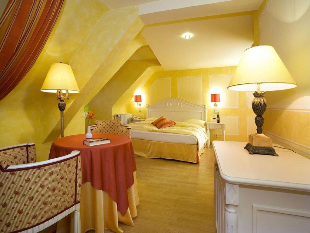 Trip Inn Hotel Der Adelshof 슈바비슈할 외부 사진