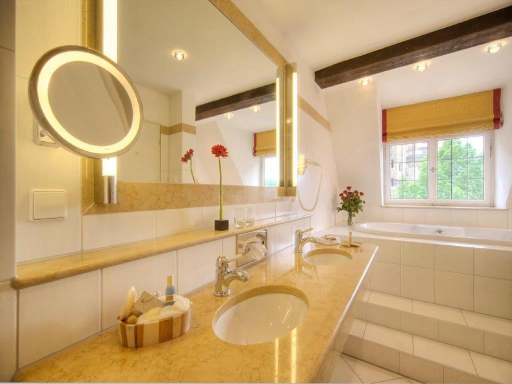 Trip Inn Hotel Der Adelshof 슈바비슈할 외부 사진